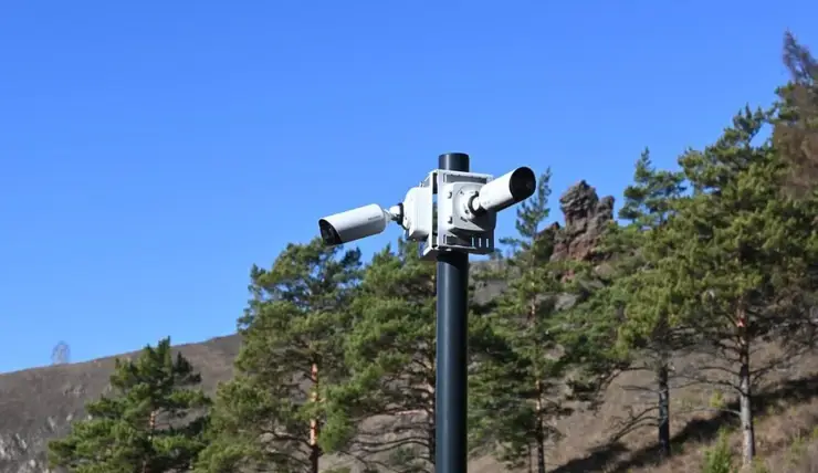 В Красноярске на Торгашинской лестнице появились 35 камер видеонаблюдения