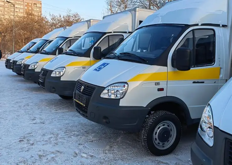 Красноярск получил 6 новых машин для службы социального такси