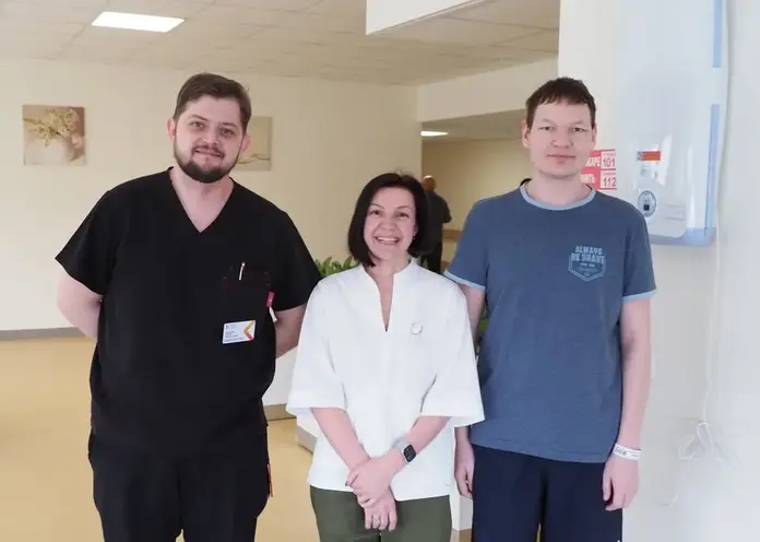 Пациенту красноярской больницы пересадили сердце и спасли жизнь