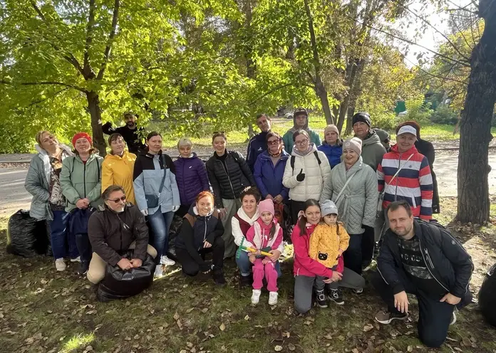 Сотрудники «Городских новостей» вышли на осеннюю уборку Красноярска