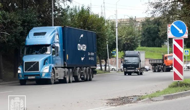 Разрешение на перевозку тяжелых грузов по дорогам Красноярска теперь выдают только в электронном виде