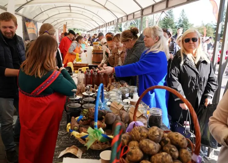 В Роспотребнадзоре красноярцам рассказали о правилах покупки товаров на ярмарках