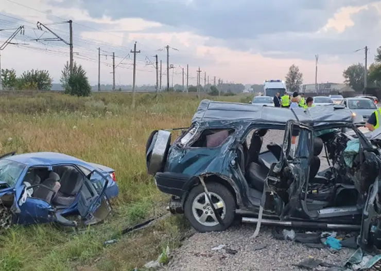 В ДТП в Березовском районе погибли 4 человека