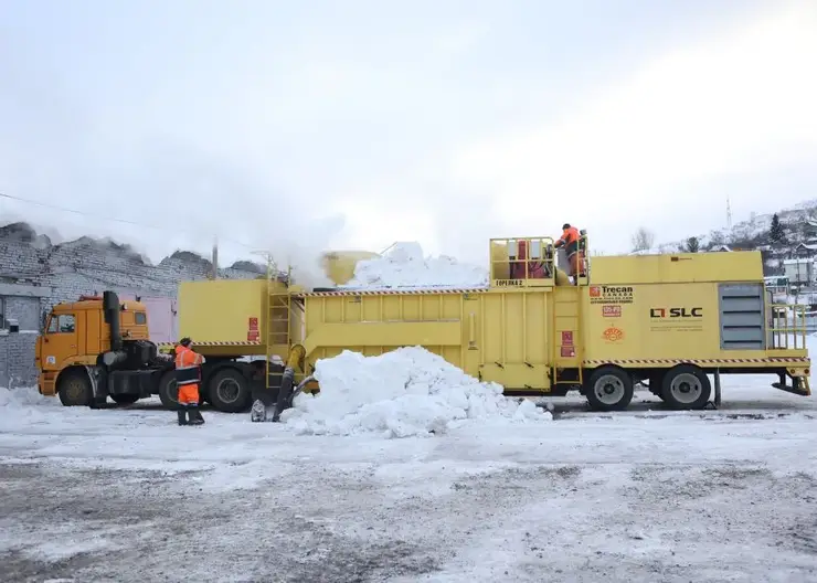 В Красноярске показали работу снегоплавильных станций