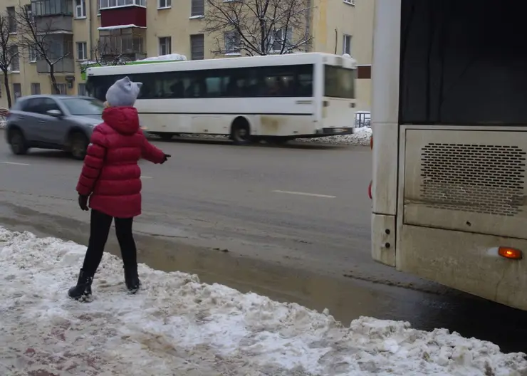 Вступил в силу законодательный запрет на высаживание безбилетных детей из общественного транспорта