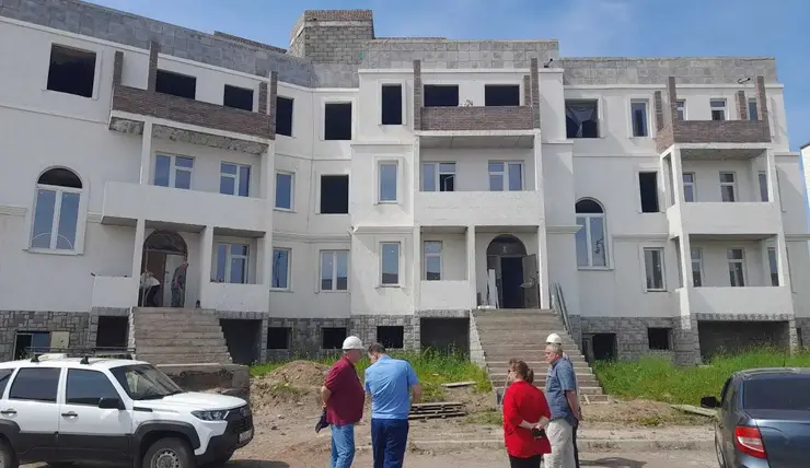 В Красноярском крае достраивают 13 домов для обманутых дольщиков