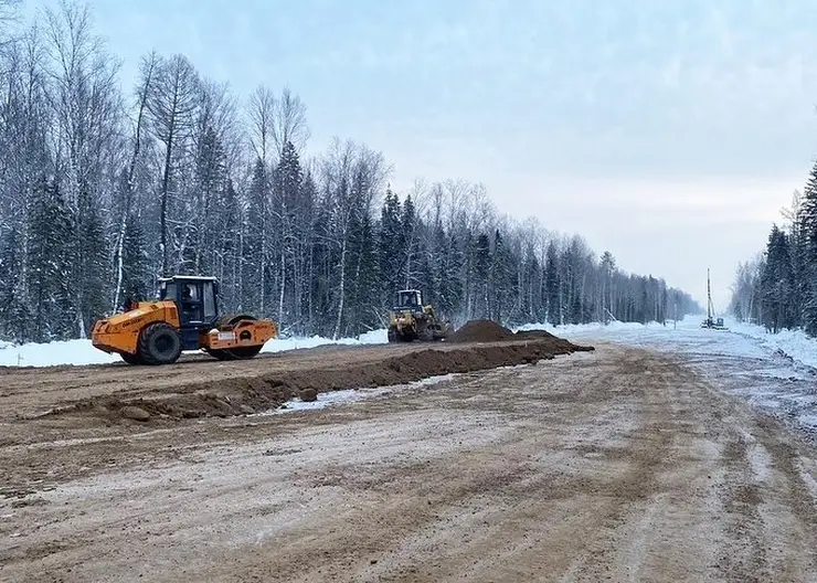 К мосту на севере Красноярского края строят дороги