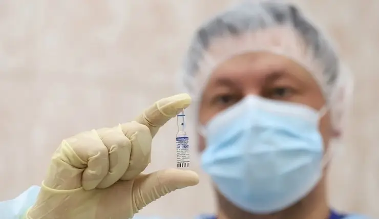 Жителям Красноярского края советуют ревакцинироваться через 6 месяцев после прививки
