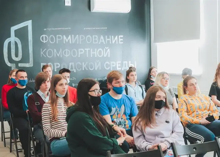 В Красноярске ищут волонтеров для помощи в голосовании за новые скверы