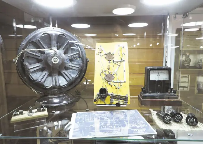 На пароходе-музее «Святитель Николай» работает выставка «Радио. Магия эфира»