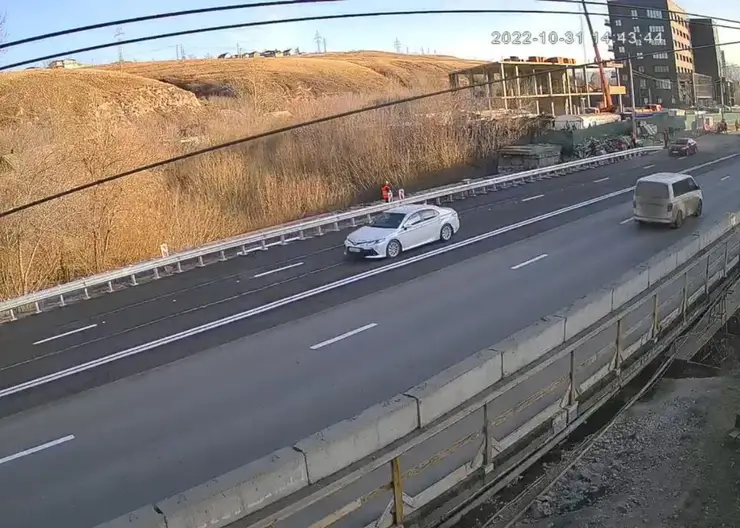 В Красноярске на отремонтированном мосту через Качу открыли движение