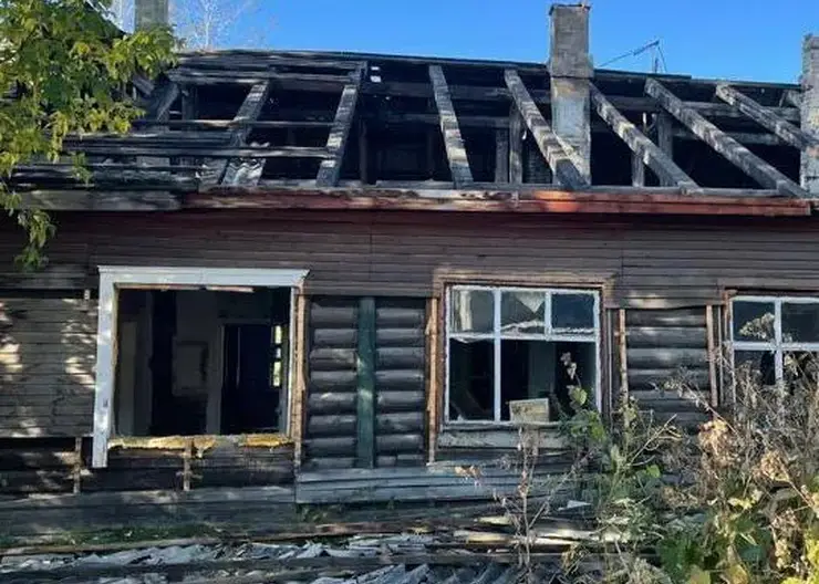 В Красноярском крае снесли заброшенные дома после гибели 14-летнего подростка