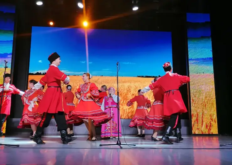 В Красноярске завершился 28-й городской фестиваль «Горница»