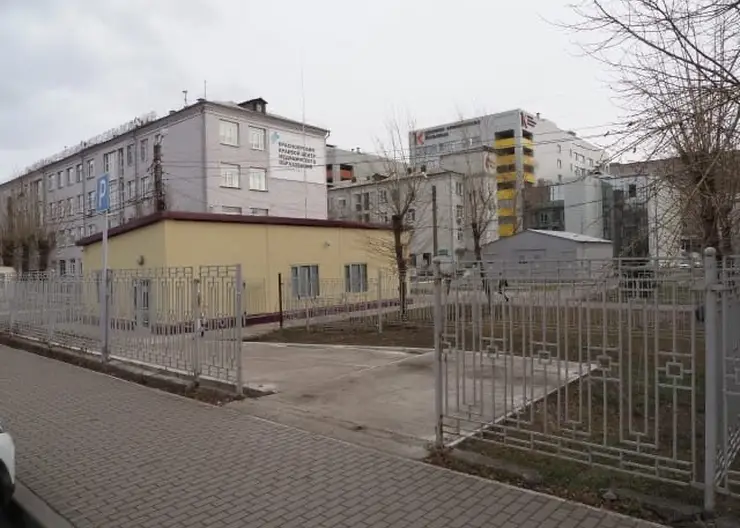 В Красноярске две семьи поступили в больницу с отравлением угарным газом