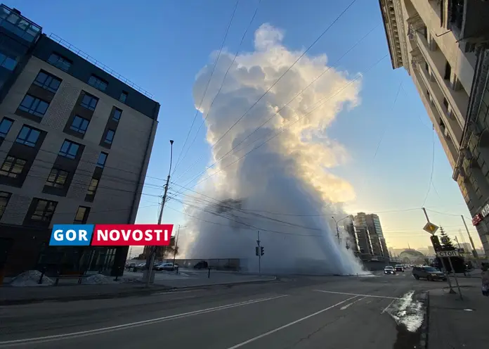 В центре Красноярска заметили столб густого пара