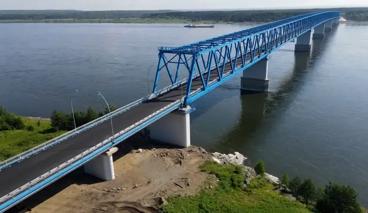 На Высокогорском мосту в Красноярском крае положили асфальт