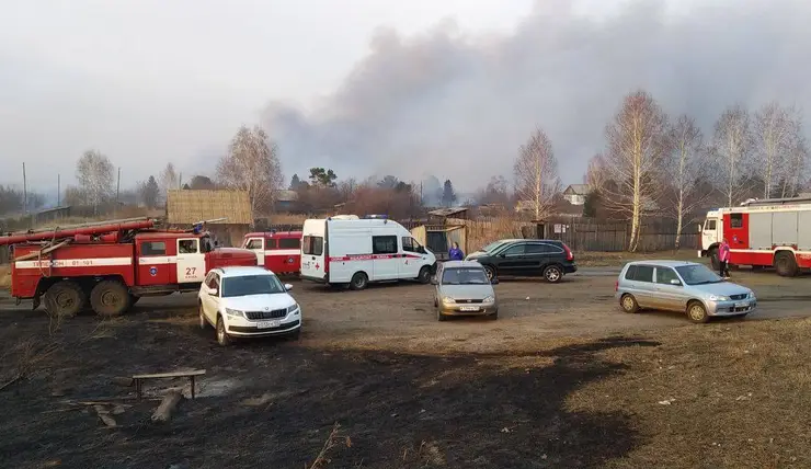 Под Канском сгорели 15 дачных строений