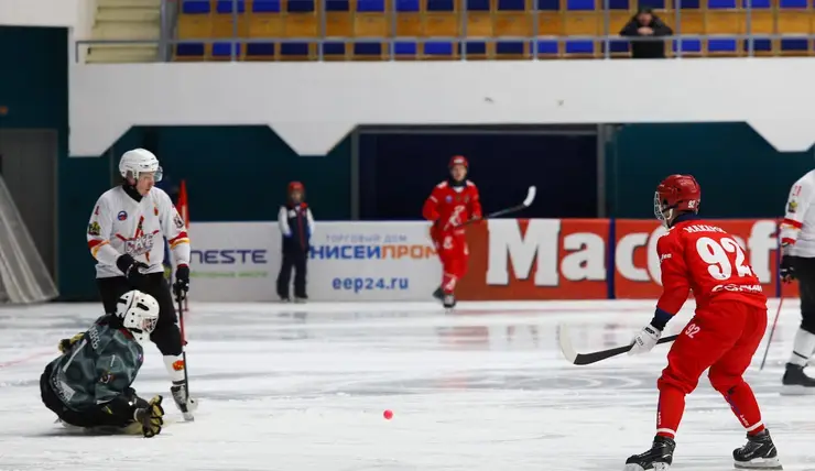 Красноярский хоккейный клуб «Енисей» лишился шести игроков