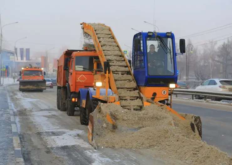 Красноярские дорожники готовы выйти на уборку улиц от снега