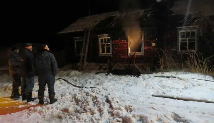 В Красноярском крае 10-летний ребенок получил ожог роговицы из-за зарядки для телефона