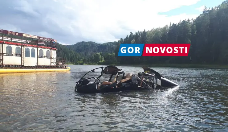 На реке Мане в Красноярском крае нашли затонувший вертолет Robinson R44