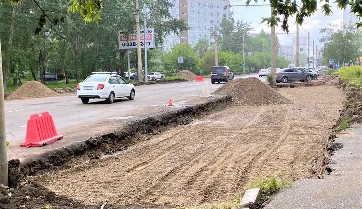 В Красноярске ремонт дороги на улице Воронова идет с опережением графика