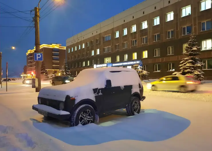 Красноярским водителям напоминают о безопасности на дорогах после снегопада
