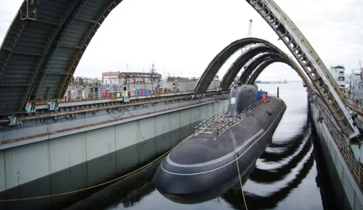 Министр обороны РФ отметил, что крейсер «Красноярск» сможет проникать в самые труднодоступные районы