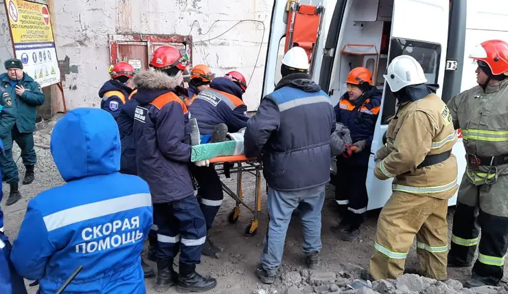 В Красноярске три человека пострадали во время обрушения бункера на ТЭЦ-1