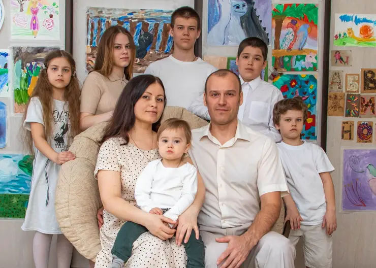 В Красноярске семья Олехнович победила в региональном этапе «Семья года – 2023»