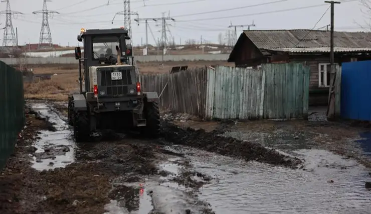В Красноярске из-за потепления до +14  возможно подтопление участков и домов