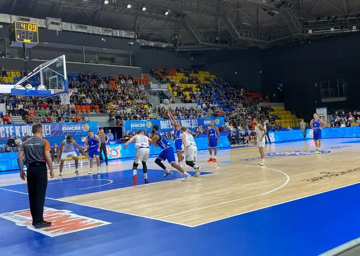 Баскетбольный «Енисей» обыграл «Руну» в Красноярске