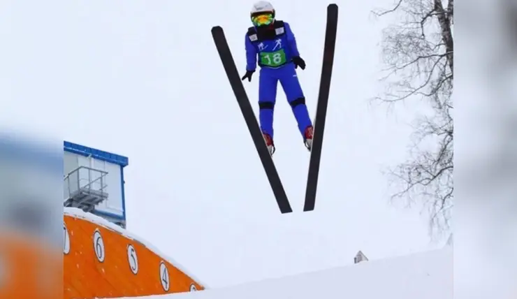 Красноярка Гульназ Абдуллаева установила рекорд по прыжкам на лыжах с трамплина