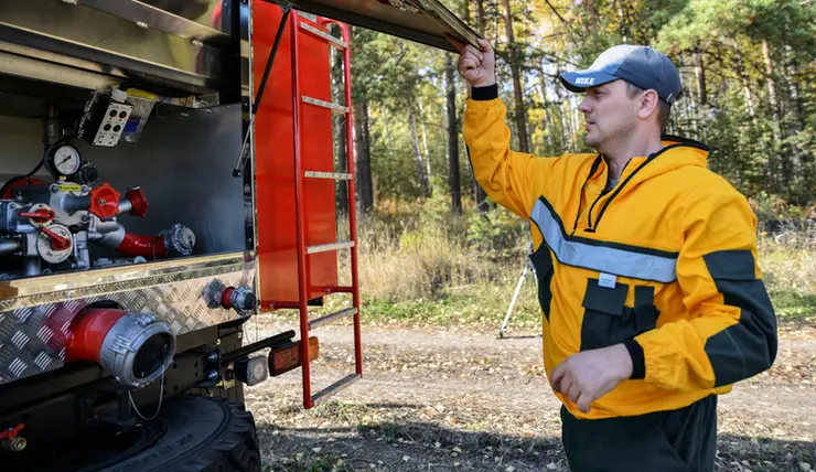 В Красноярский край поступило более 300 единиц лесопожарной техники