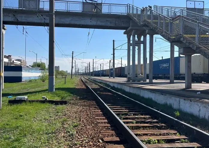 В Красноярске поезд насмерть сбил мужчину в наушниках