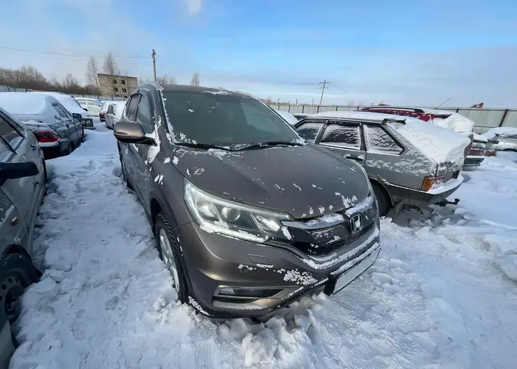 В Ачинске арестованный автомобиль с повышенной проходимостью отправили на СВО