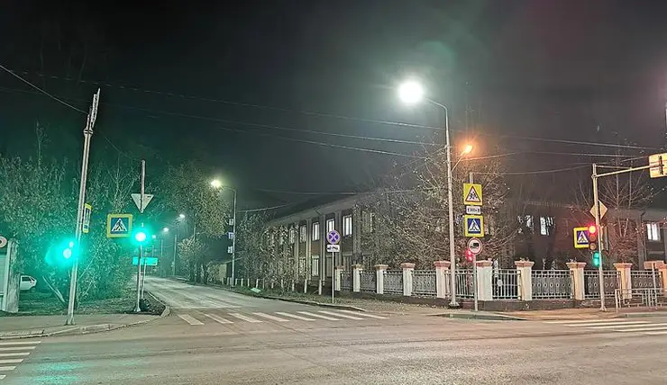 В этом году в Красноярске установят 400 новых опор освещения