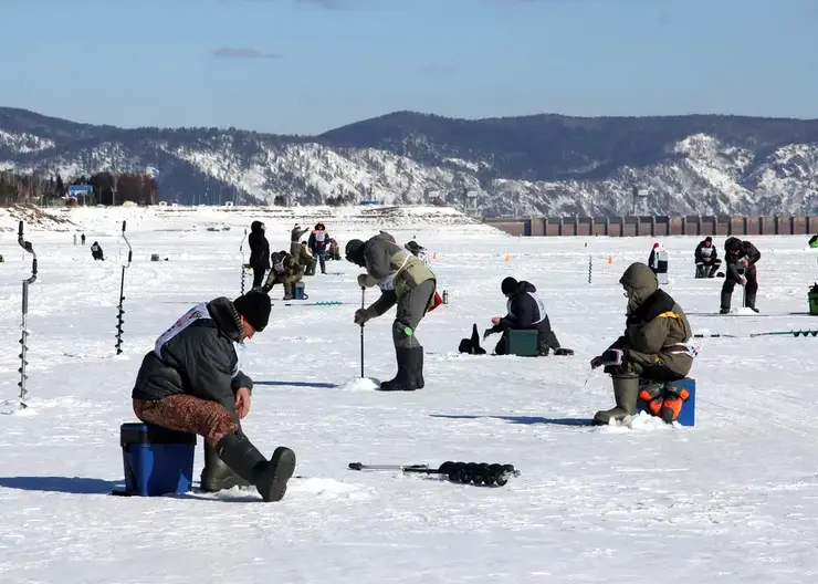 На Красноярском водохранилище пройдут соревнования по подлёдной рыбалке