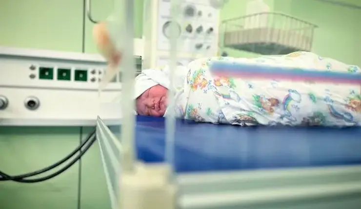 В перинатальном центре Красноярска в июле родились 143 малыша