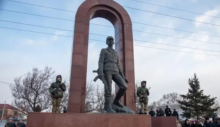 В Красноярске почтили память воинов-интернационалистов