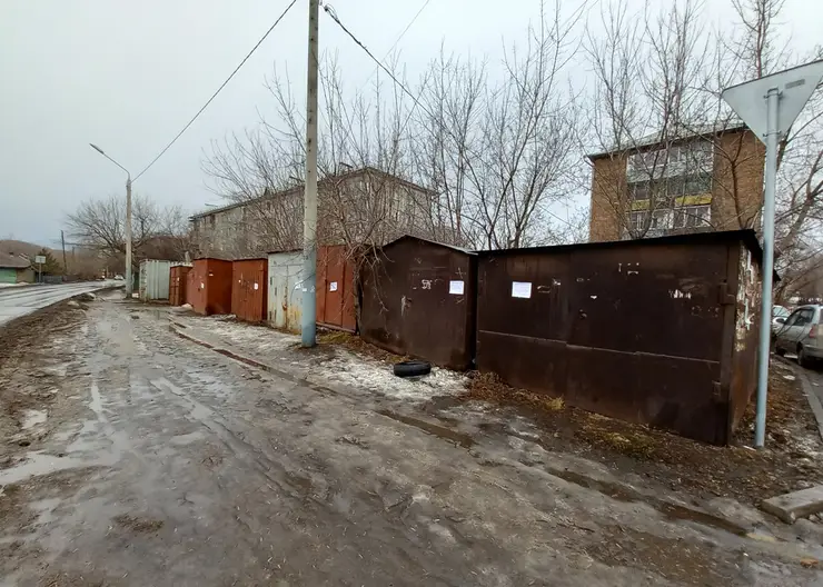 В Свердловском районе Красноярска продолжат убирать незаконные постройки