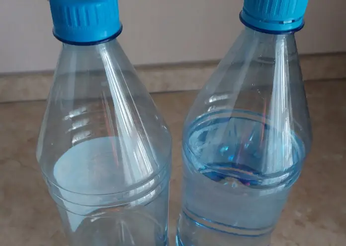 Экоактивисты предлагают отказаться от производства цветных пластиковых бутылок