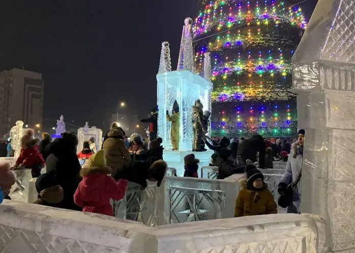 В Советском районе Красноярска открылись три ледовых городка