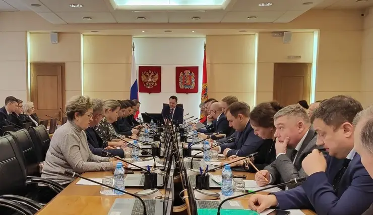 Губернатор Красноярского края распределил обязанности между членами регионального правительства