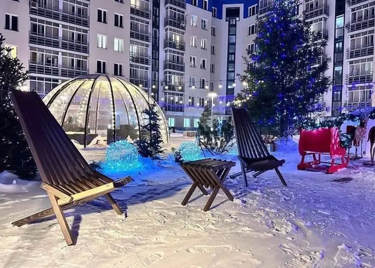 Новогоднее оформление двора в Советском районе Красноярска попало в топ-5 дворов России
