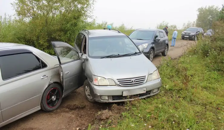 Житель Кемерова хотел вернуться домой и угнал 4 машины в Красноярском крае