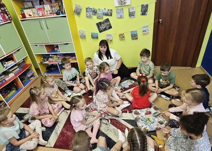 Мамы Свердловского района записали аудиосказки для дошколят