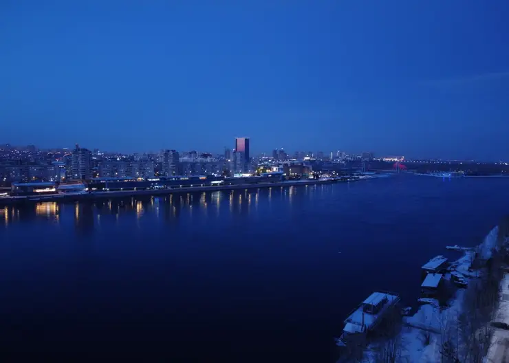 В Красноярске из-за подрядчика не могут включить подсветку домов на Дубровинского