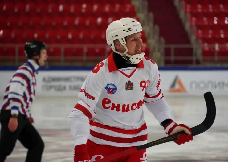Хоккеисты «Енисея» в Хабаровске сыграли вничью со «СКА-Нефтяник»
