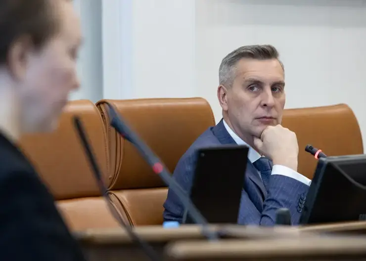 На сессии Законодательного собрания Красноярского края обсудили около 30 вопросов